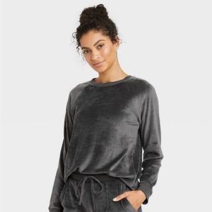 NWT Stars Above Long Sleeve Gray Velour Crewneck Loungewear Top